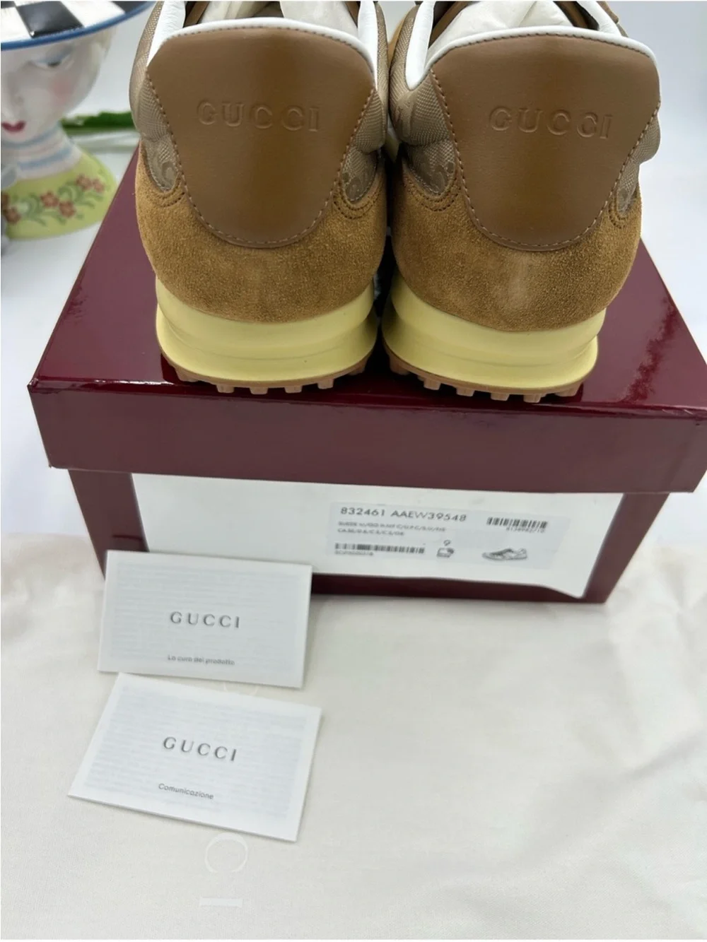 Men’s Gucci re-motion canvas/suede sneaker size 9, made in Italy. NWT.